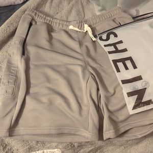 Shen men's medium Shorts